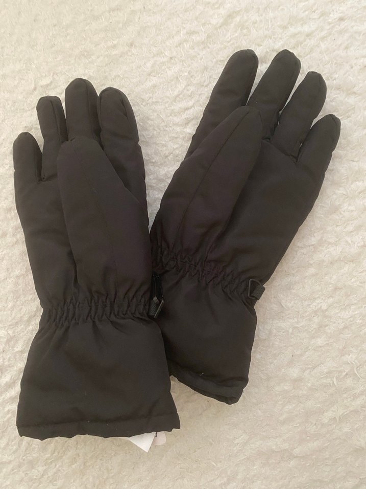 Lcw kar eldiveni 6-8 yaş - Görsel 3