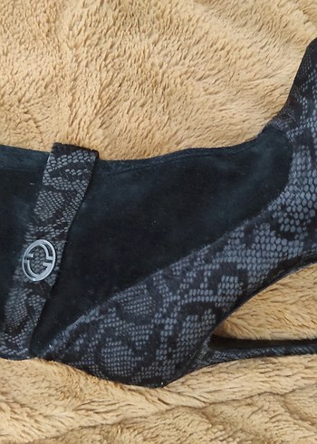 Yılan Desenli Süet Topuklu Bot - Görsel 2