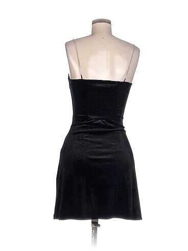 xs Beden H&M Kısa Elbise %70 İndirimli.