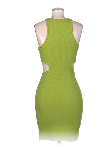 xs Beden Bershka Kısa Elbise %70 İndirimli.