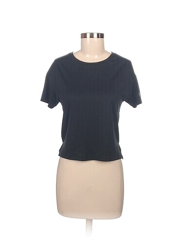 Reebok T-shirt %70 İndirimli.