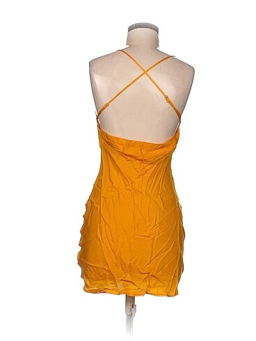 xs Beden H&M Kısa Elbise %70 İndirimli.