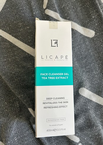 Diğer Licape Çay Ağacı Özlü Yüz Temizleme Jeli 400ml