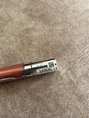 Flormar Flormar dewy lip glaze 005 bronze statue