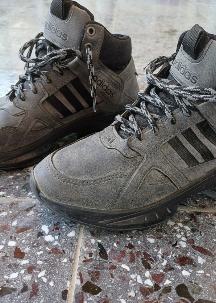 Adidas bot - Görsel 3