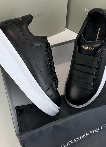 Alexander McQueen ALEXANDER MCQUEEN SİYAH ALTİ BEYAZ ünisex AYAKKABI