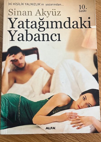 Beden Renk Yatağımdaki Yabancı - Sinan Akyüz
