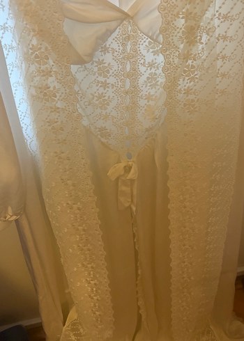 Nakışlı Beyaz uzun Kadın Sabahlık - Görsel 2