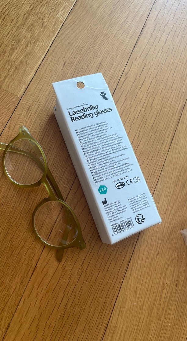 Şeffaf yeşil minimalist kadın gözlük - Görsel 3