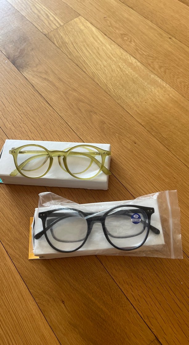 Şeffaf yeşil minimalist kadın gözlük - Görsel 5