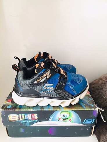 skechers