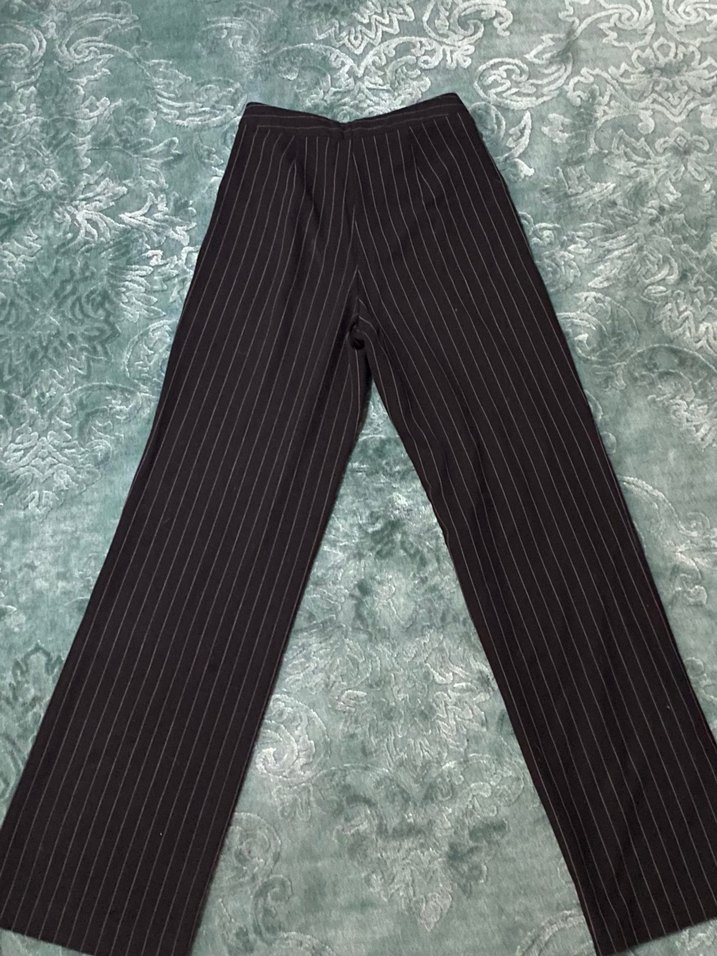 Stradivarius Siyah Çizgili Kadın Kumaş Pantolon - Görsel 4