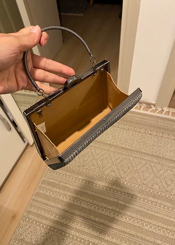 Gri Yılan Desenli Kadın Portföy Çanta - Görsel 3