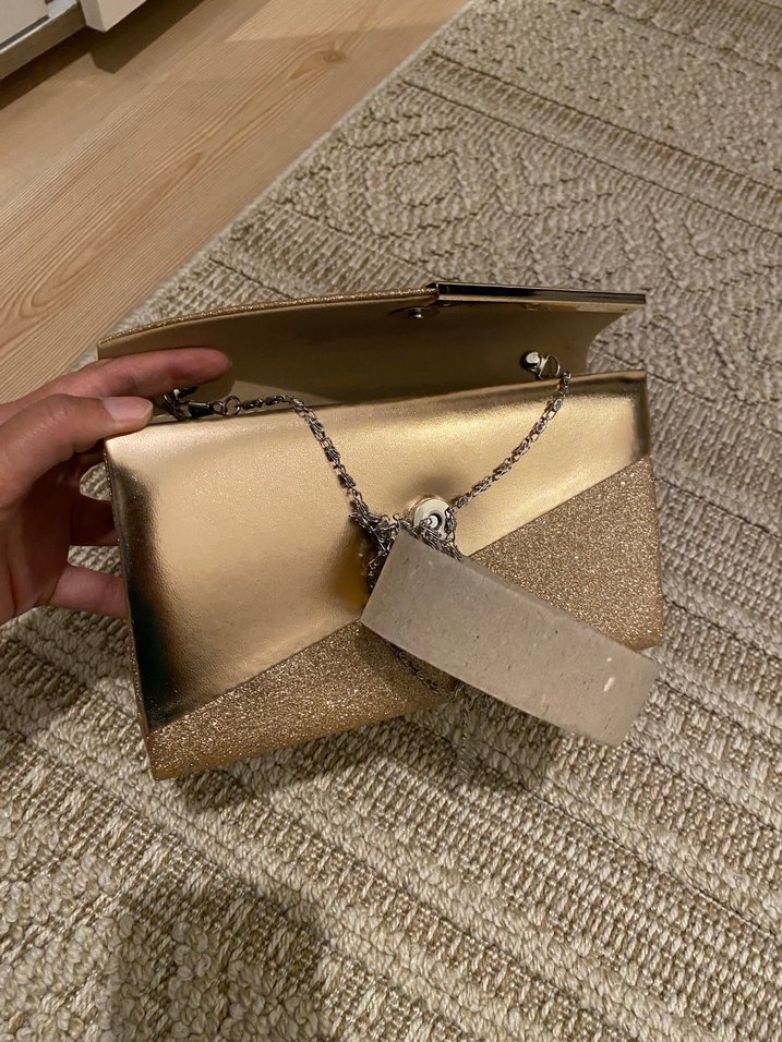Altın Simli Kadın Portföy Çanta - Görsel 3