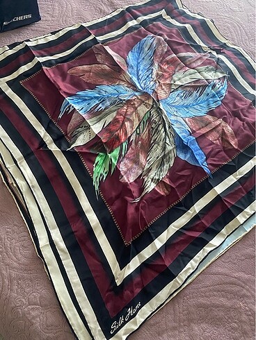 Marka eşarplar - Görsel 8