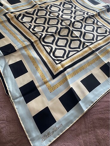 Marka eşarplar - Görsel 10