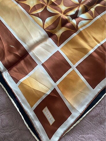 Marka eşarplar - Görsel 11