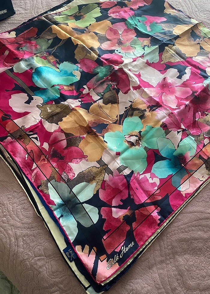 Marka eşarplar - Görsel 5