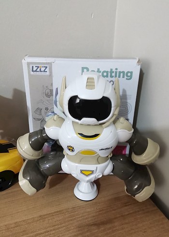 Renkli Dönen Oyuncak Robot - Görsel 5