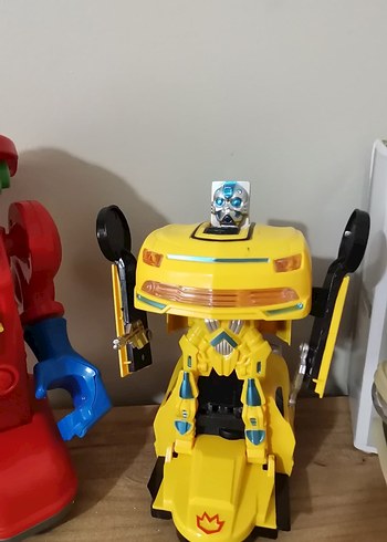 Renkli Dönen Oyuncak Robot - Görsel 3