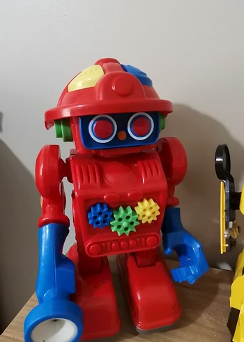 Renkli Dönen Oyuncak Robot - Görsel 2