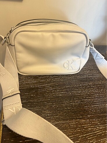 calvin klein çanta