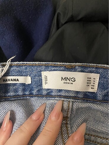 46 Beden Mango jean