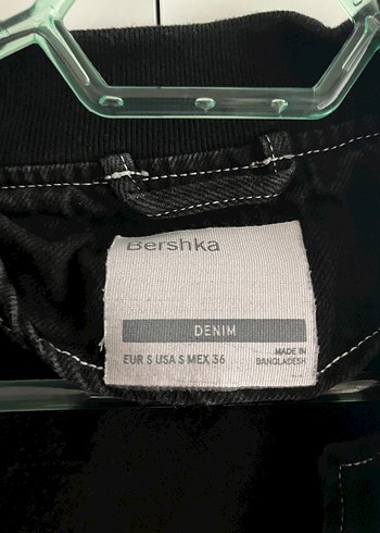 Bershka Siyah Baskılı Kadın Denim Ceket - Görsel 2