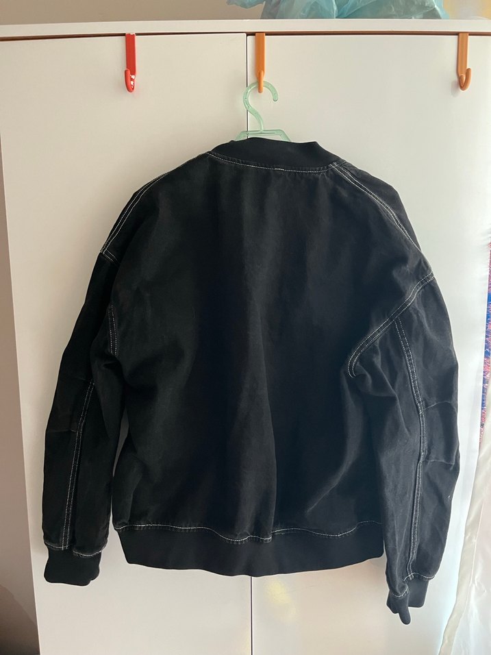 Bershka Siyah Baskılı Kadın Denim Ceket - Görsel 3