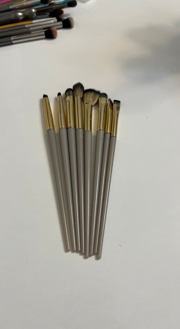 Bej ve Gri Makyaj Fırça Seti - Görsel 2