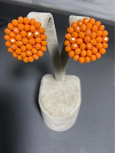 Düğme Küpe