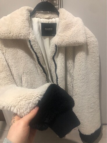 Pull and Bear Az kullanıldı
