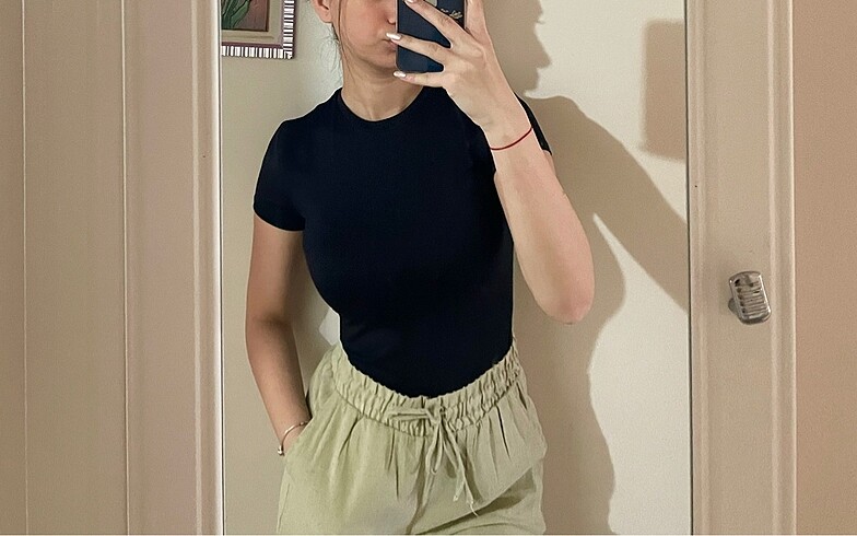 H@M crop top