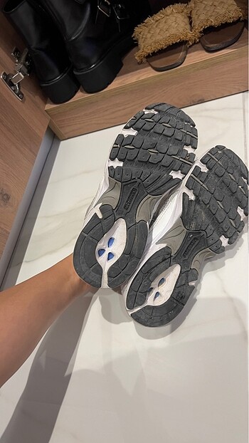 37 Beden beyaz Renk New balance kadın ayakkabı orijinal