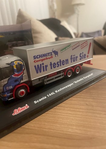 Gri Minyatür Kargo Kamyonu Oyuncak - Görsel 3