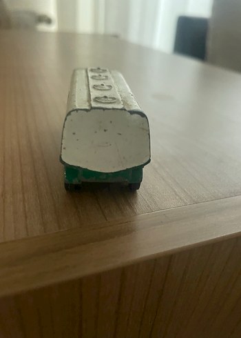 Yeşil ve Gri Oyuncak Tanker Kamyon - Görsel 3