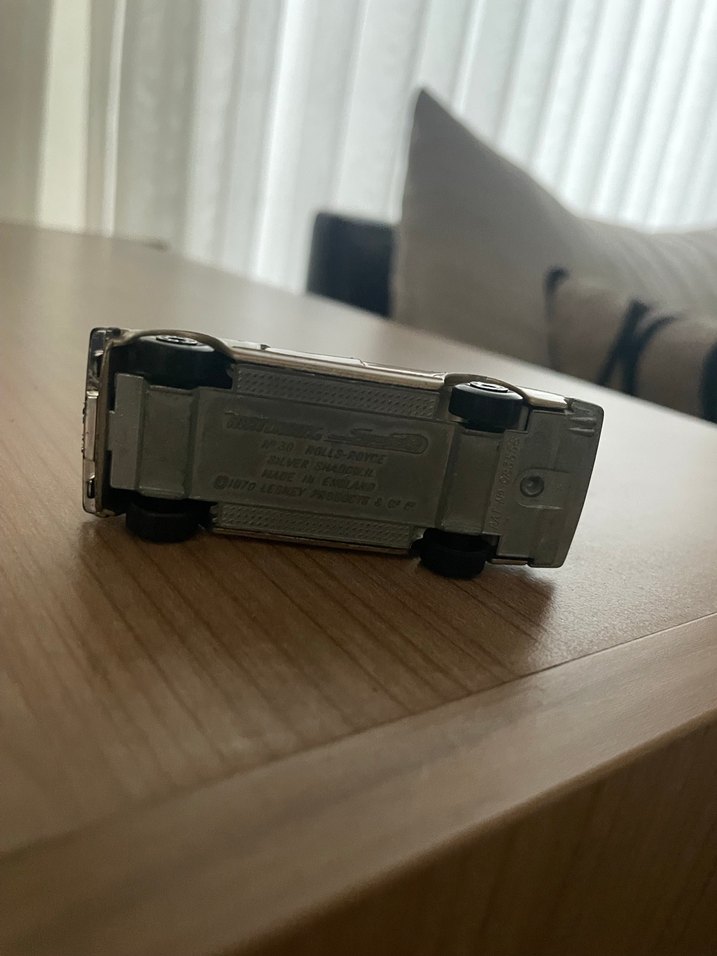 Gri Oyuncak Araba - Görsel 4