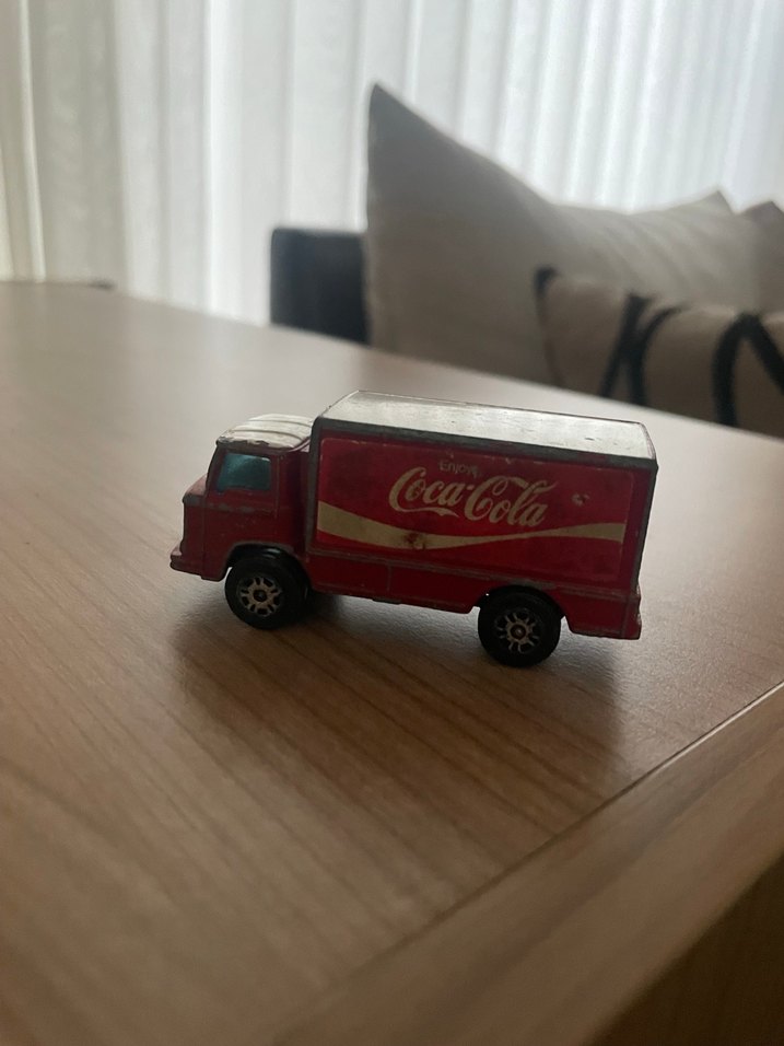 Kırmızı Coca-Cola Oyuncak Kamyonet - Görsel 2