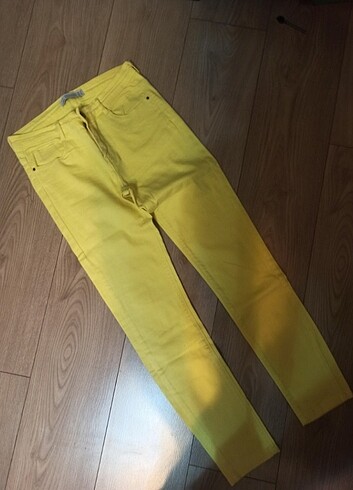 Sarı pantolon