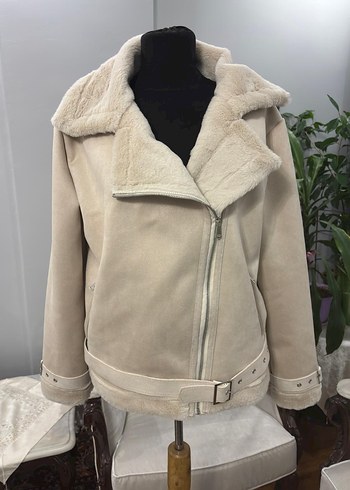 Beyaz Kürklü Bol Kesim Kadın Ceket - Görsel 10