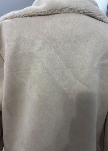 Beyaz Kürklü Bol Kesim Kadın Ceket - Görsel 8