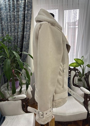 Beyaz Peluş Detaylı Midi Kadın Ceket - Görsel 9