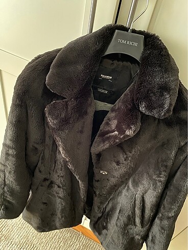 m Beden Pull and Bear Peluş Kürk