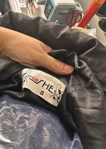 Kuşaklı Siyah Midi Kaban - Görsel 5