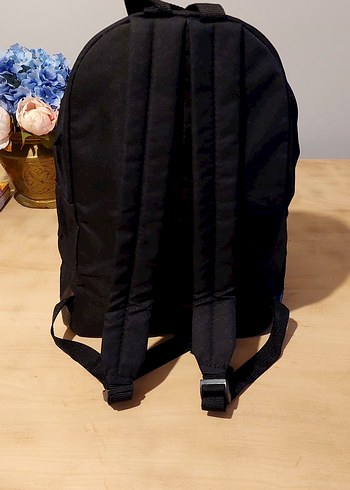 Siyah Sırt Çantası - Görsel 2