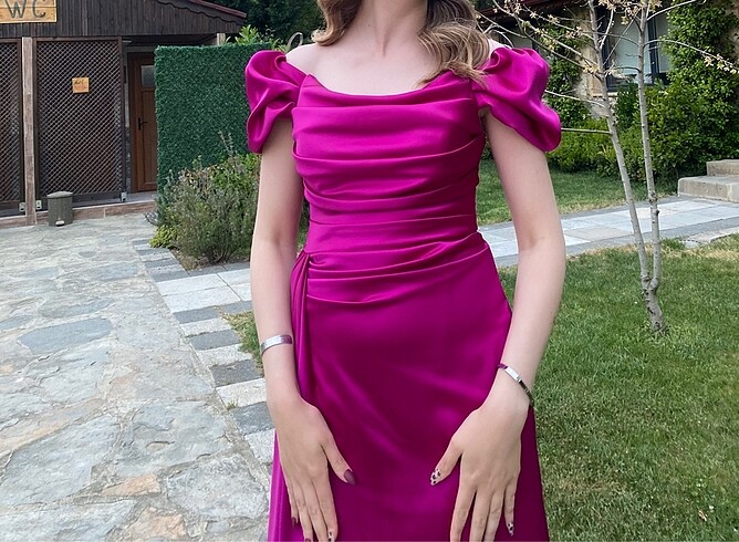 Pembe abiye elbise