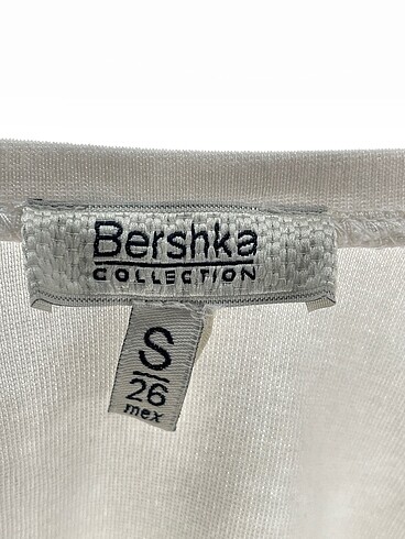 s Beden beyaz Renk Bershka Bluz %70 İndirimli.