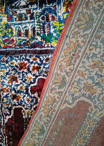 Bordo İşlemeli Geleneksel Halı - Görsel 4