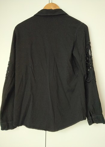 Düğmeli Siyah Nakışlı Uzun Kollu Gömlek - Görsel 3