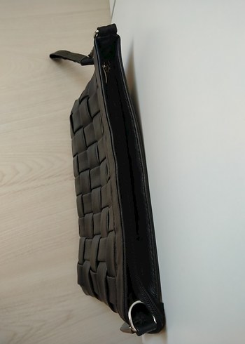 Siyah Deri Kare Desenli Kemerli Kadın Çanta - Görsel 2